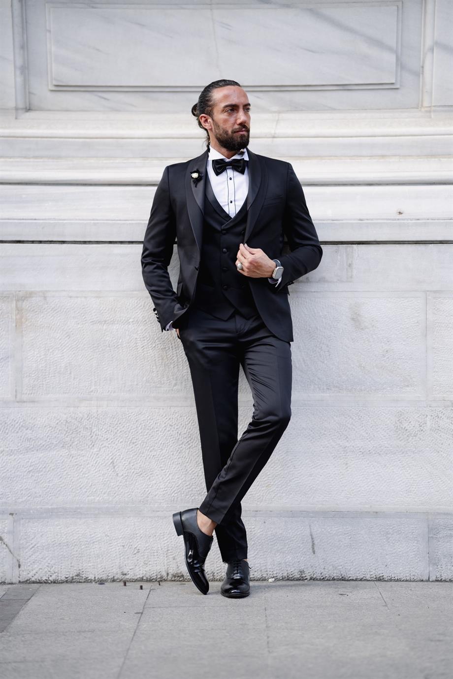Men's Black Tuxedo Suit