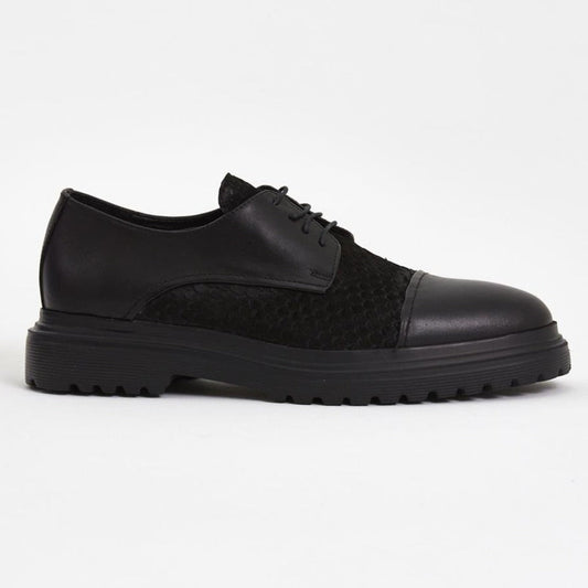 Black Raco Derby