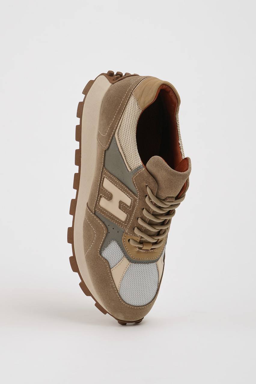 Suede Runner