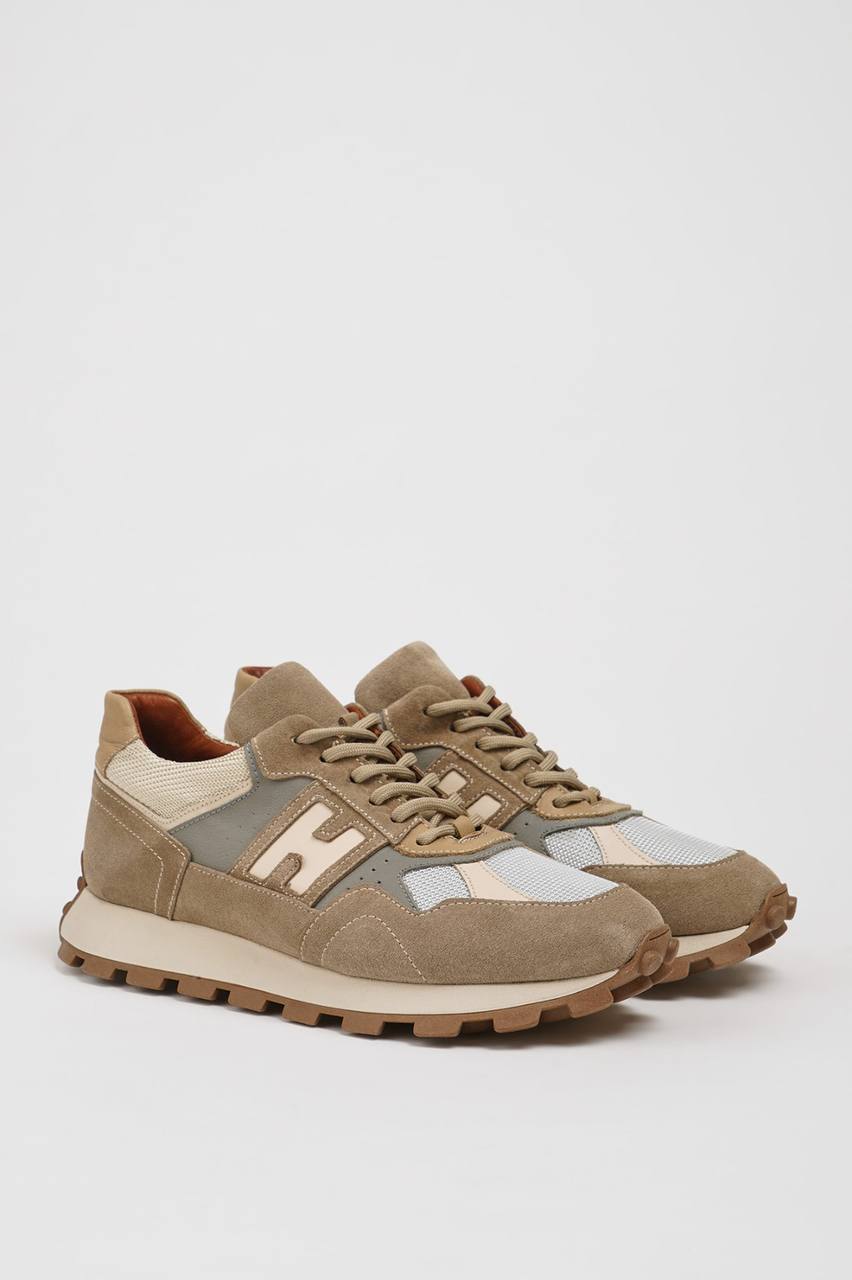 Suede Runner