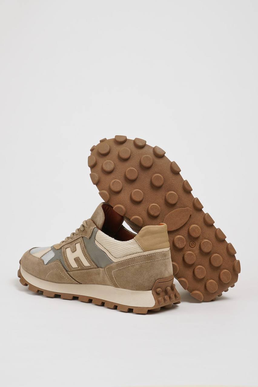 Suede Runner