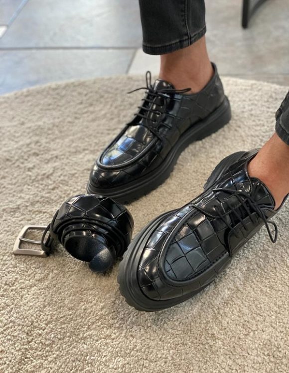 Black Croc  Derby Chunky