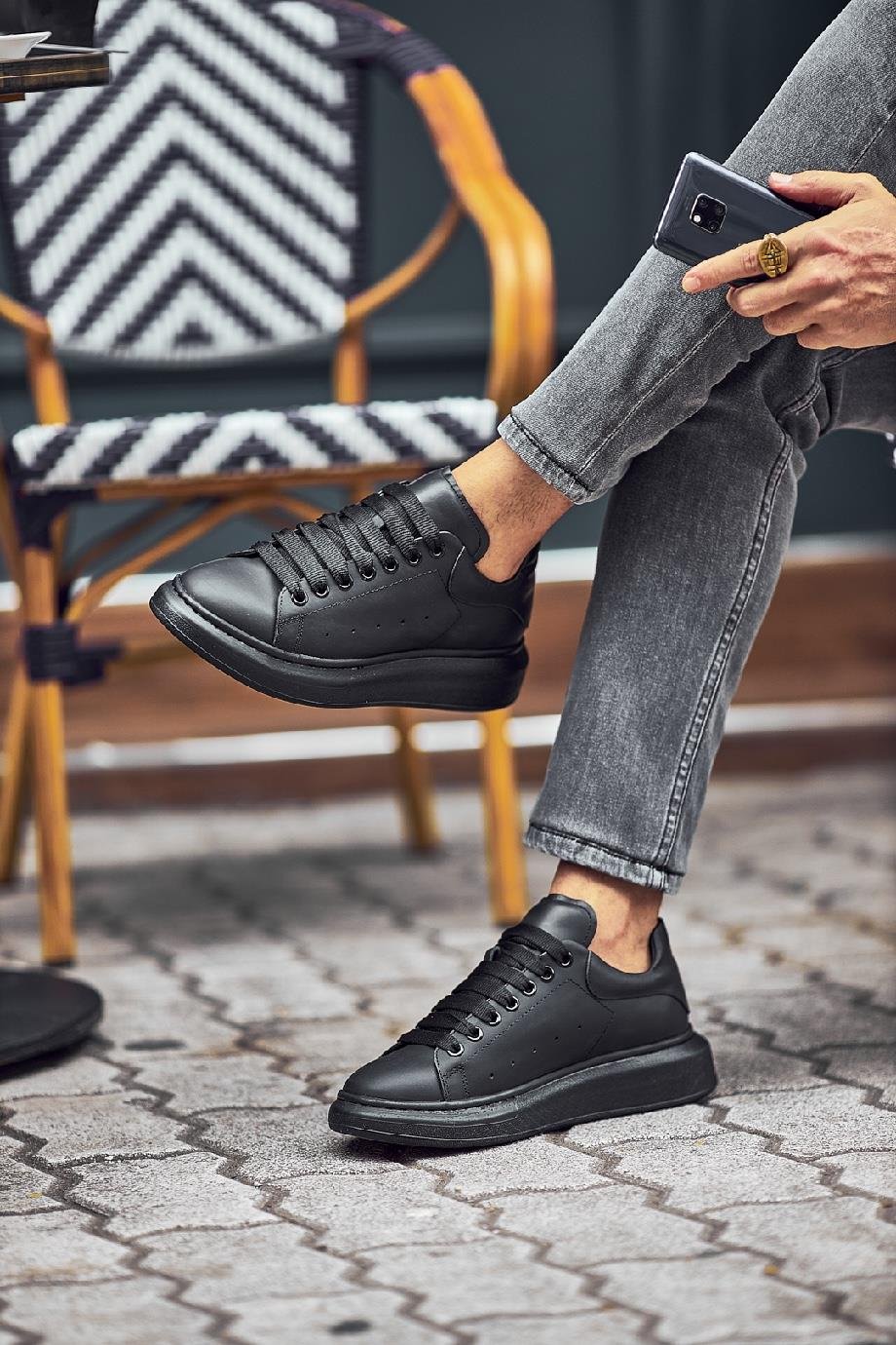 Black Sneaker S400-Y-01