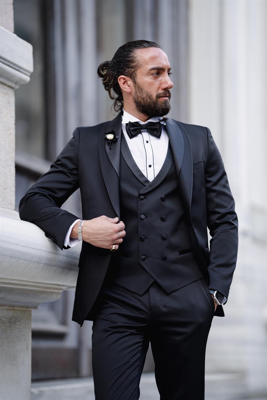 Men's Black Tuxedo Suit