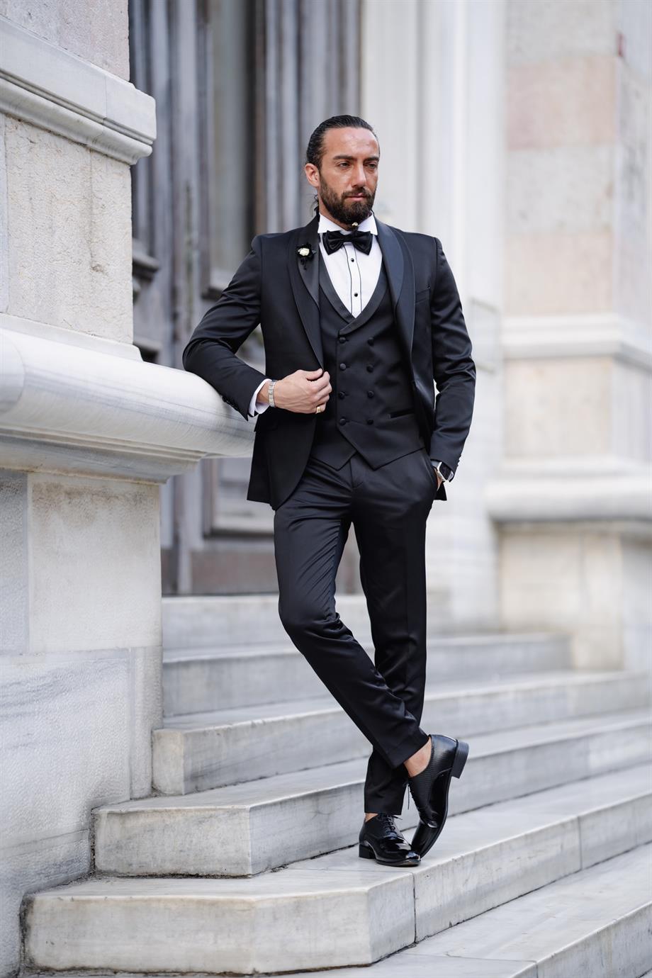 Men's Black Tuxedo Suit