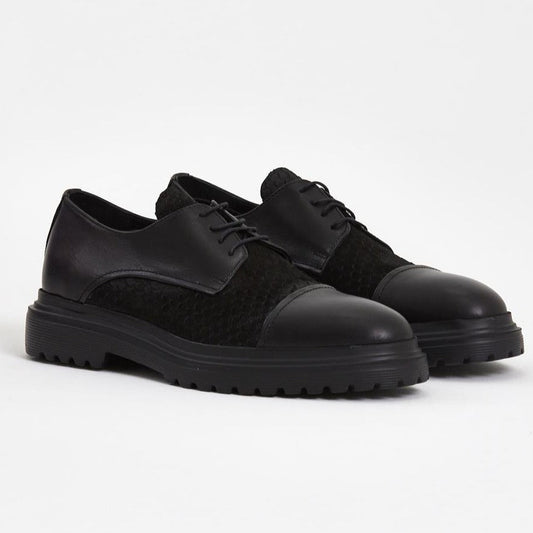 Black Raco Derby