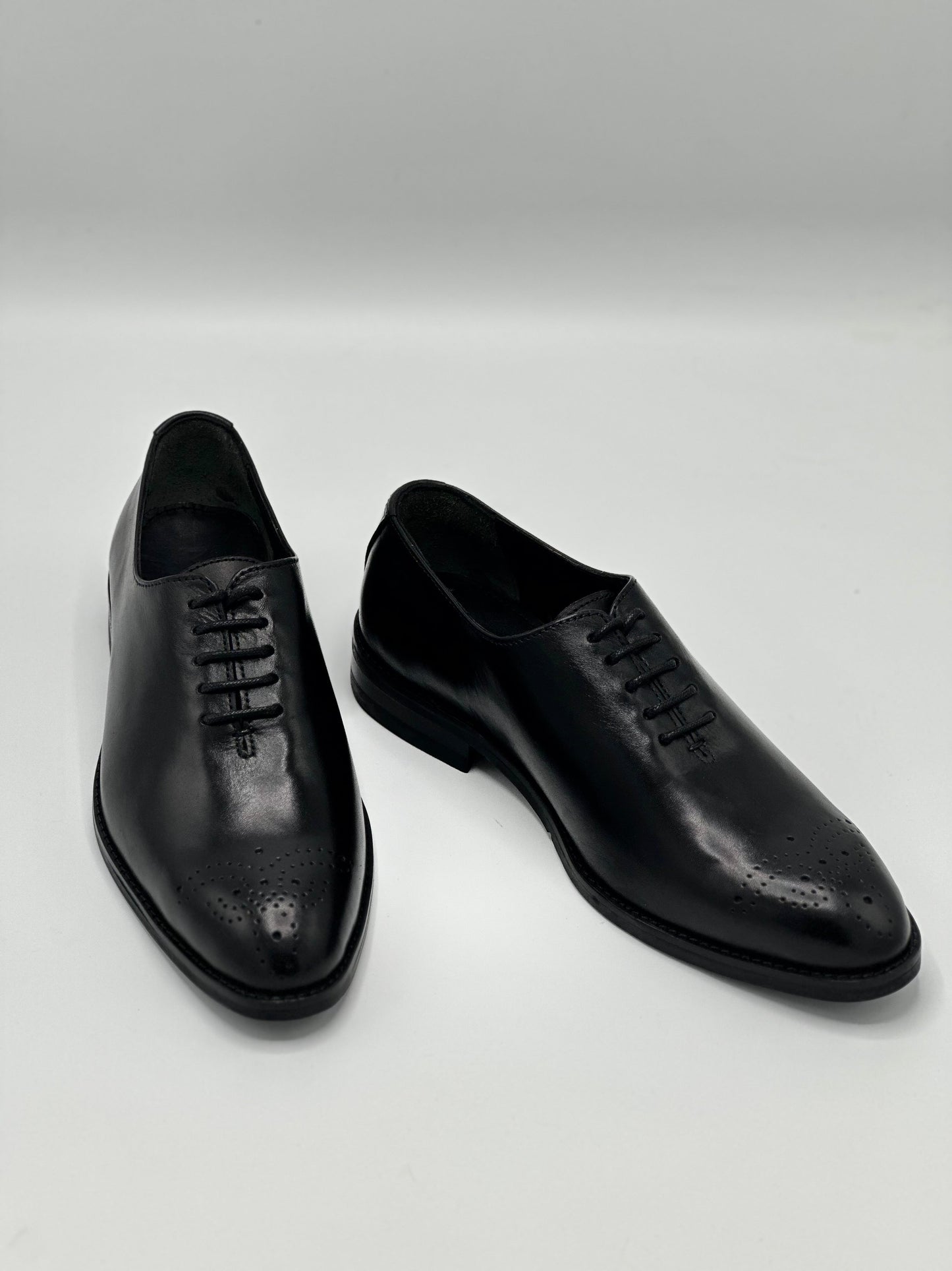 Black Whole Cut Toe Brogue